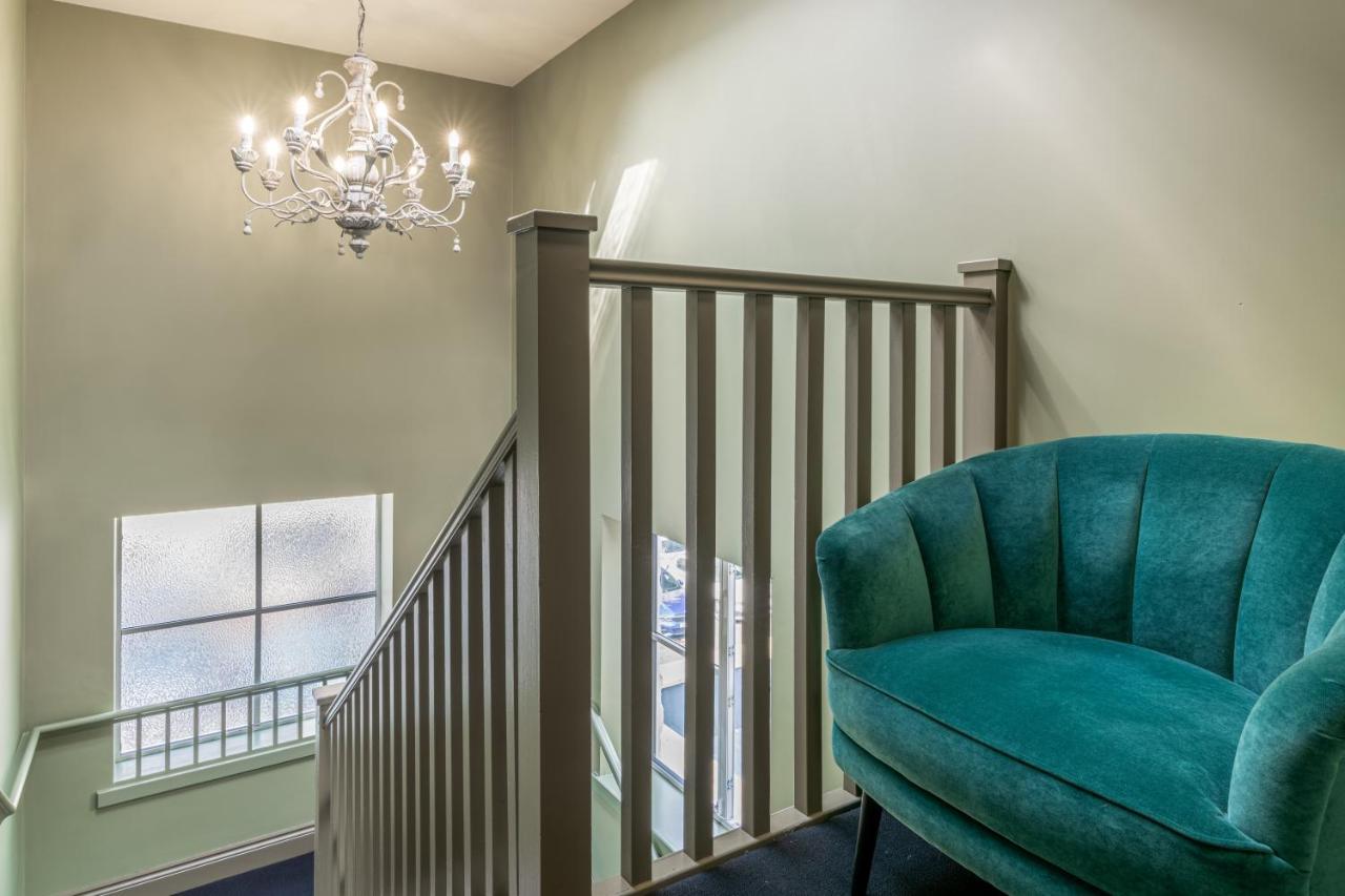 Large Stylish Studio In The Heart Of The City バース エクステリア 写真